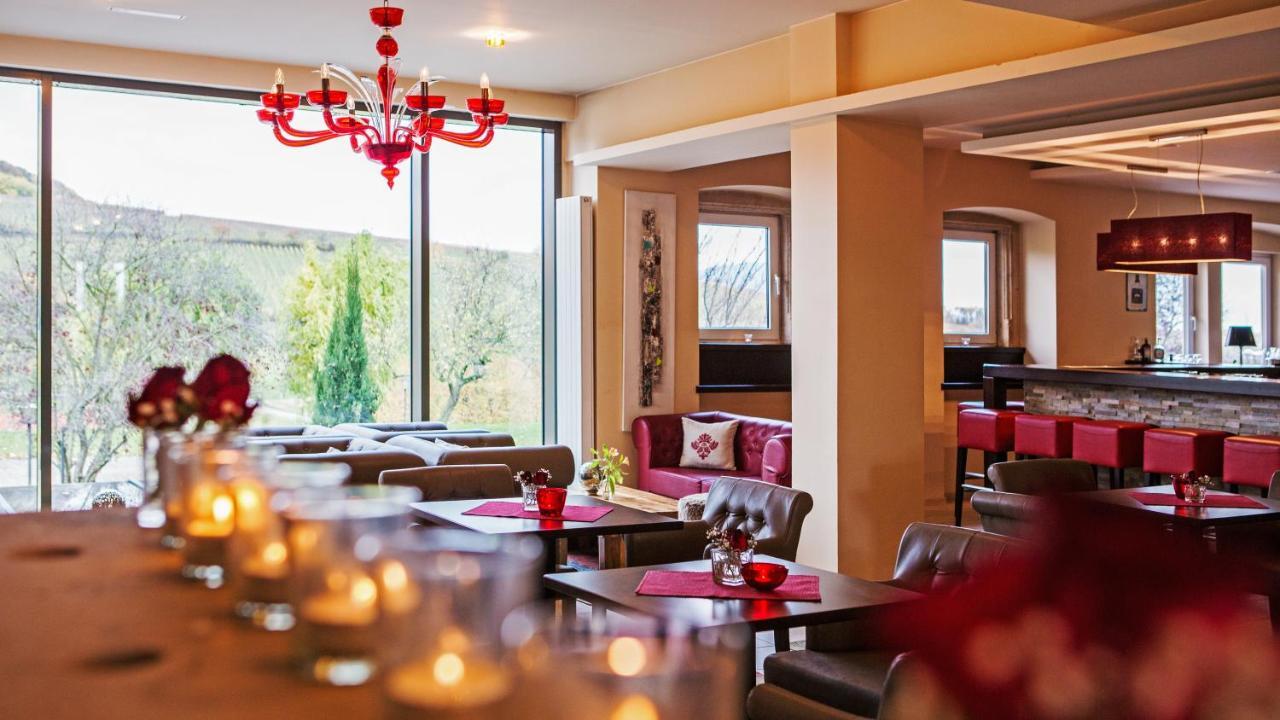Hotel Leinsweiler Hof エクステリア 写真